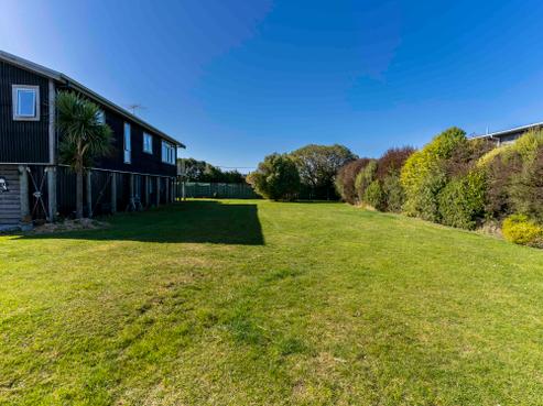 125 Stornoway Street, Karitane