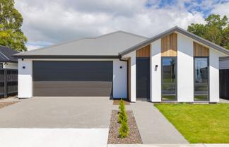 32 Derbridge Street, WOODEND