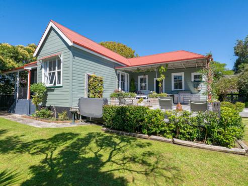 1 Green Lane, Helensville