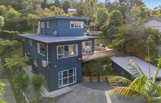 806a Beach Road, Browns Bay