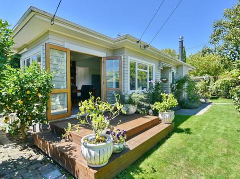 1/2 Barrington Street, Somerfield