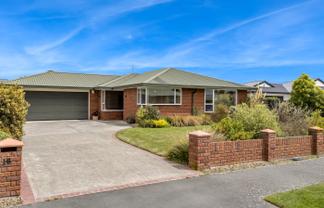 16 Thistledown Place, Woolston