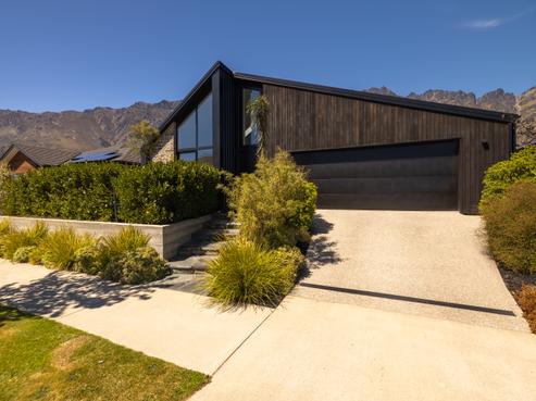9 Howden Drive, Jacks Point