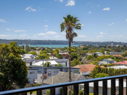 303/2 Miller Street, Point Chevalier