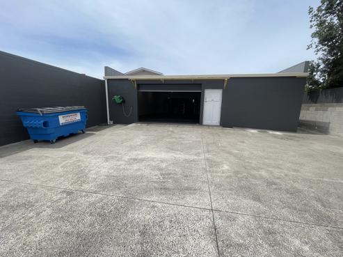 522 East Coast Road, Windsor Park