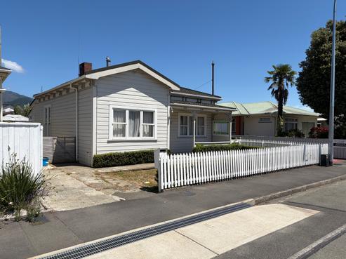 90 Grove Street, The Wood