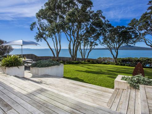 24 Hamana Street, Narrow Neck