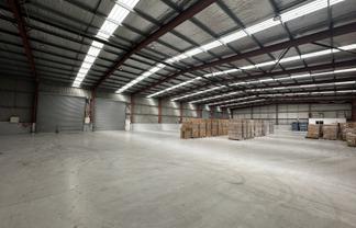 Tidy East Tamaki Storage | 7 Roller Doors