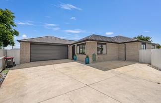 14a James Foley Ave, Pirimai