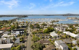 8/20 Shelly Beach Road, Ponsonby