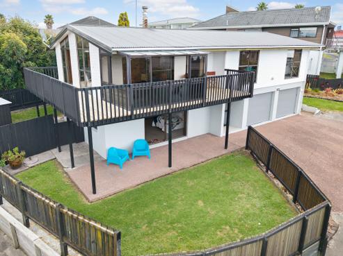 203 Hibiscus Coast Highway, Red Beach