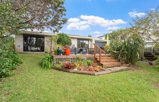 38 Scott Road, Stanmore Bay