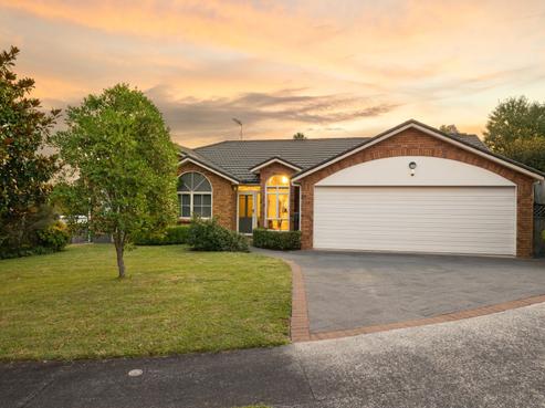 7 Guernsey Place, Grandview Heights