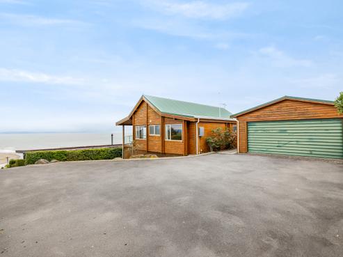 19B Tuawera Terrace, Clifton