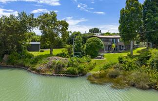 25 Smith Street, Raglan