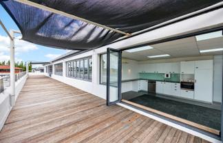 REFURBISHED OFFICE, DECK & PRIME STREET EXPOSURE
