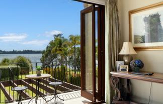 3 Grace Road, Avenues