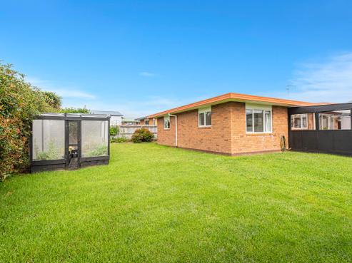 16 Elm Place, Tikipunga