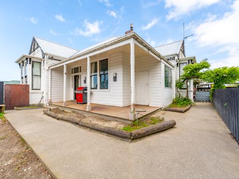 203 Otipua Road, West End