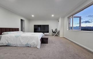 114 McQuoids Road, Flat Bush