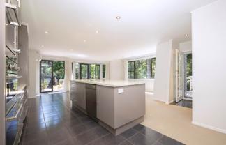 5 Kaurimu Rise, Titirangi