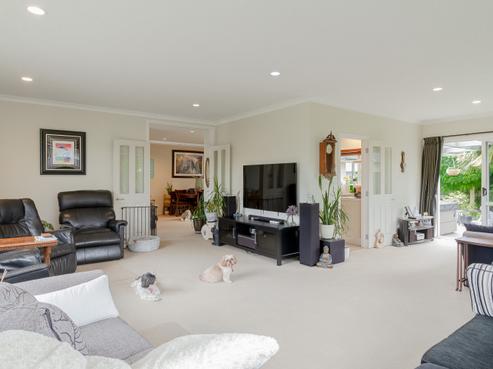 10 Somes Place, Poraiti