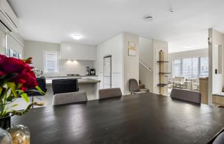 52H Fifth Avenue, Enderley