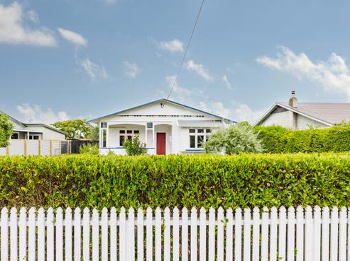 14 Francis Drake Street, Waipukurau and Surrounds