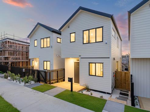 16 Toetoe Street, Westgate