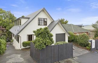 43 Pacific Street, Roslyn