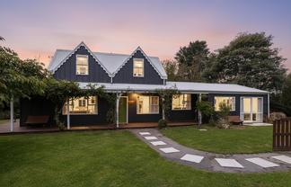 5 Burnt Hill Road, Oxford