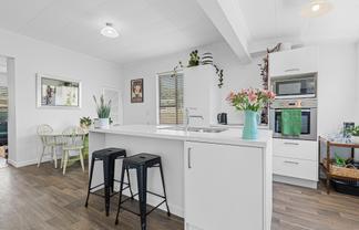 141 Lemon Street, Strandon