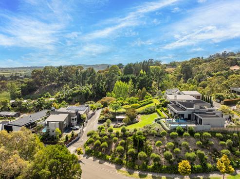 9 Burbury Ridge, Havelock North