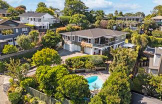 9 Stoneyroyd Gardens, Remuera