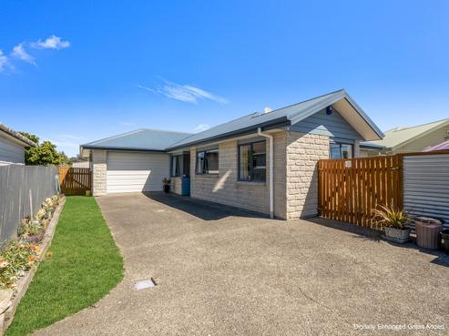 32 Somerset Crescent, Highbury