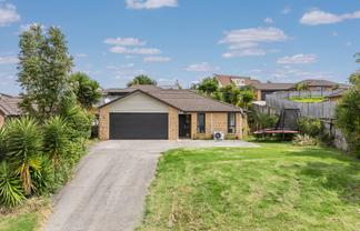 10 Manuka Road, Huntly