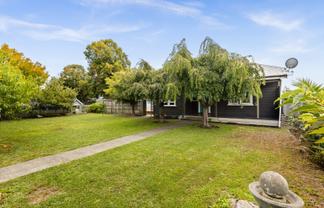 1200 Caroline Road, Mayfair