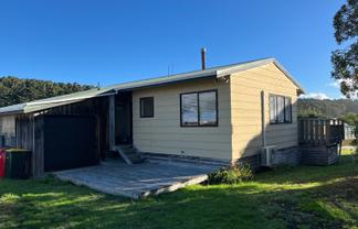 13 Arataki Grove, Waitarere Beach