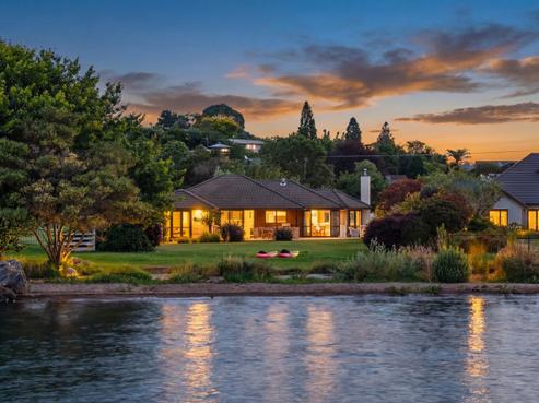 20 Gemini Place, Kawaha Point