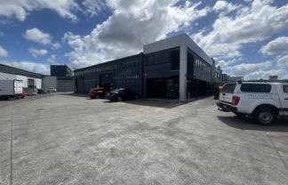 Road front industrial - Lady Ruby Drive