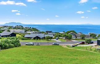 46 Lax Crescent, Leigh