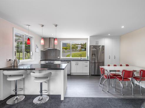 5 Nicholson Road, Gore Surrounds