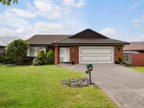 2/143 Millhouse Drive, Golflands