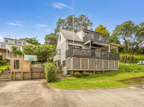 15A Centennial Drive, Whitianga