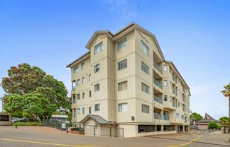 27/3C Harrison Road, Mount Wellington