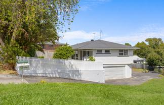 1/4 Grassways Avenue, Pakuranga Heights