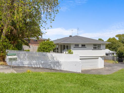 1/4 Grassways Avenue, Pakuranga