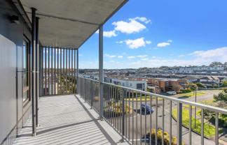 301/4 Bluegrey Avenue, Stonefields