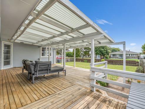 15 Barry Avenue, Whakatane