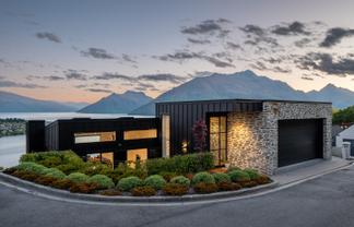 92 Hensman Road, Queenstown